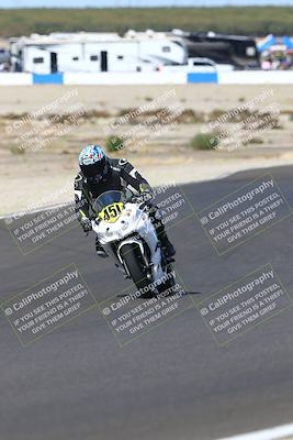 media/Oct-12-2025-CRA (Sun) [[e621380112]]/Races/Race 10/